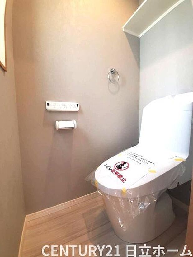 《トイレ》 ■清潔感のある落ち着いたトイレ。