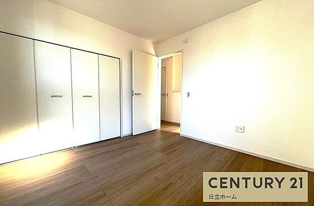 《洋室》　■明るくスタイリッシュな空間になっています。