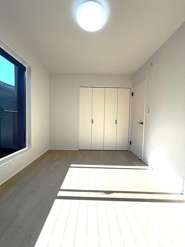 《洋室》　■品のある落ち着いた洋室