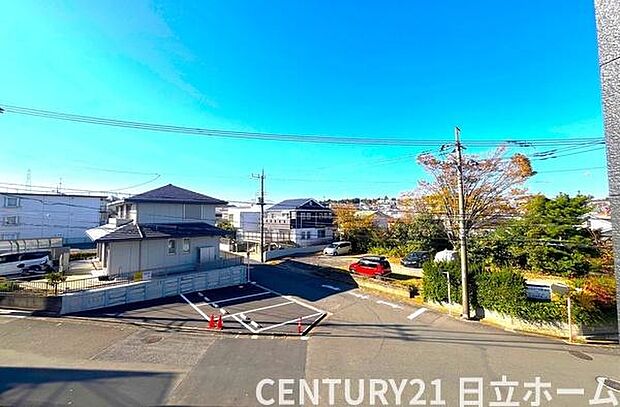 《眺望》　■「空」×「光」×「風」。開放感を具現化したような現地は、まさに「永住の地」としての選択肢です。