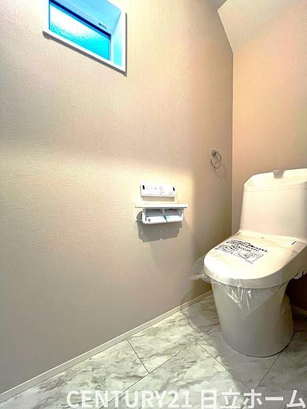 《トイレ》 ■清潔感のある落ち着いたトイレ。