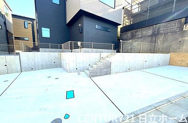 《駐車場》　■駐車場2台可能。（車種による）