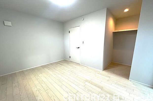 《洋室》　■品のある落ち着いた洋室