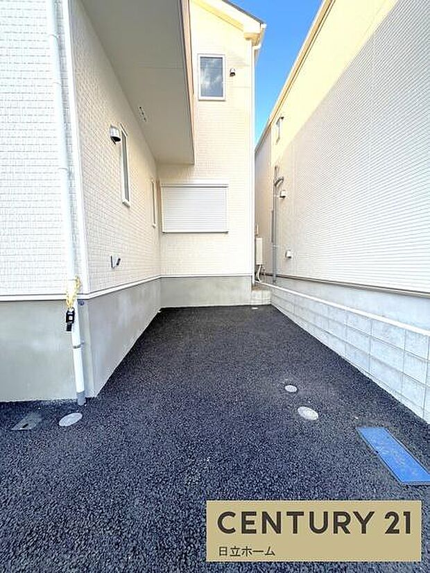 《駐車場》　■駐車場1台可能（車種による）