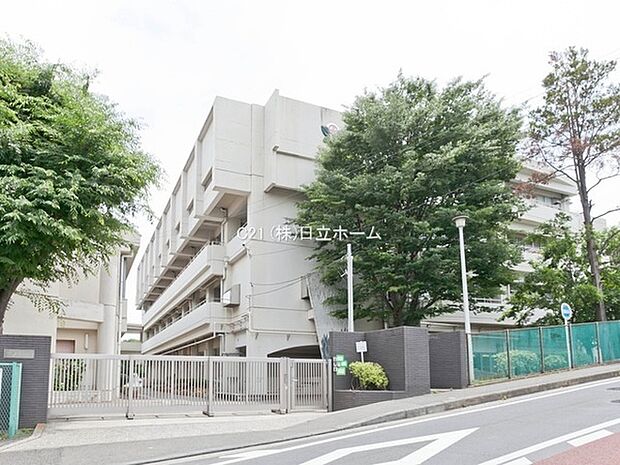 横浜市立下田小学校まで716m