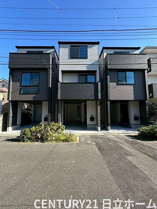 《現地》　■さわやかな風が渡りたっぷり陽光がふりそそぐ立地。