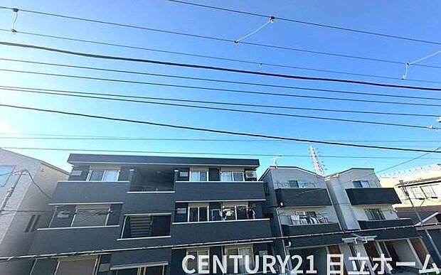 《眺望》　■「空」×「光」×「風」。開放感を具現化したような現地は、まさに「永住の地」としての選択肢です。