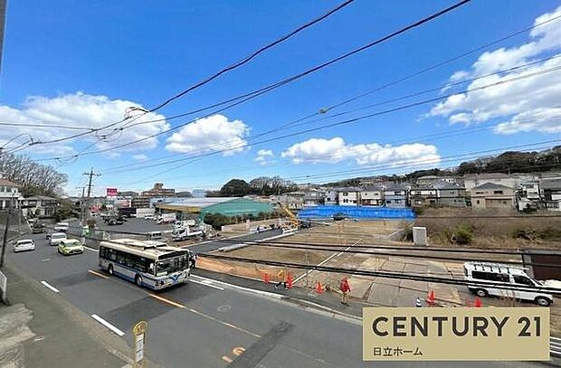 《眺望》 ■「空」×「光」×「風」。開放感を具現化したような現地は、まさに「永住の地」としての選択肢です。