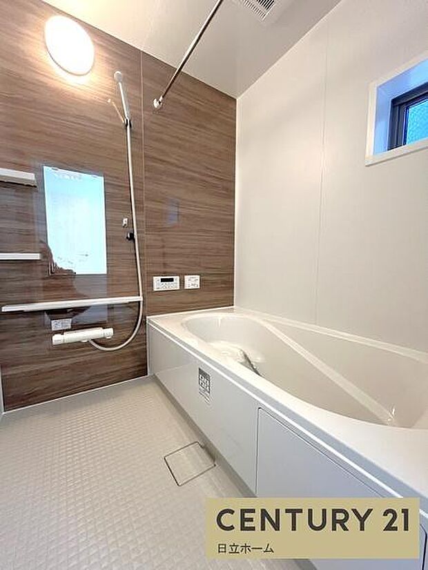 《浴室 》 ■バスルームは一日の疲れを癒す居心地の良い空間です。