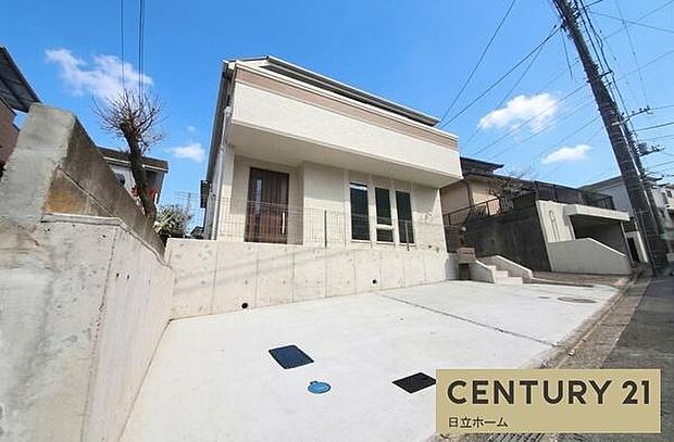 《前面道路》 ■落ち着いた住環境です。