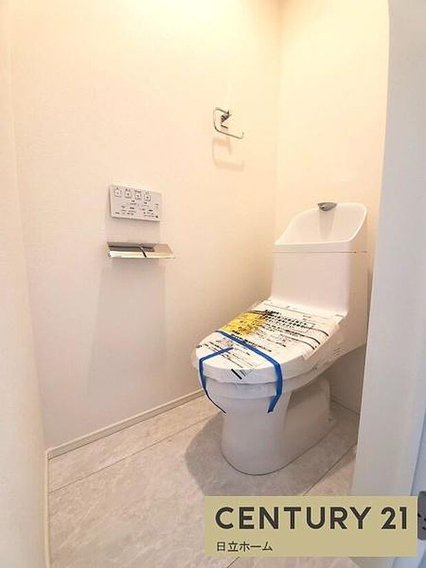 《トイレ》 ■清潔感のある落ち着いたトイレ。