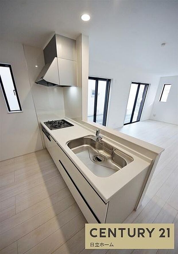 《システムキッチン》 ■会話を楽しみながら食事を味わう。一緒にいる時間が楽しい空間。