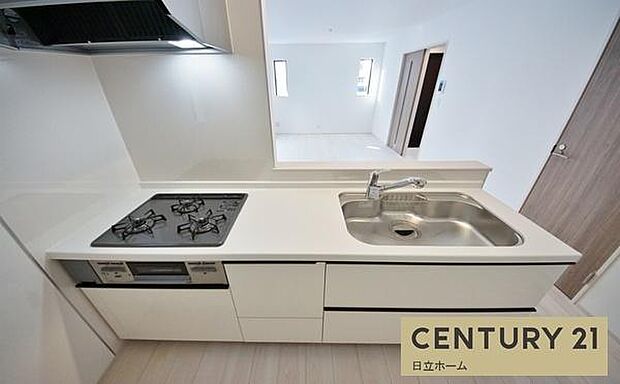 《キッチン》 ■使いやすい収納豊富なキッチンです。