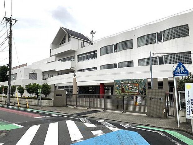川崎市立西御幸小学校まで458m