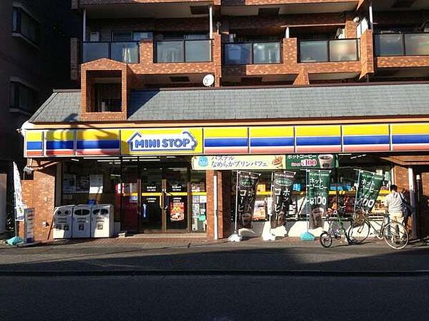 ミニストップ川崎大師前店まで636m