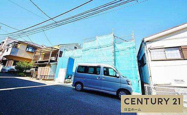 《前面道路》 ■静かで落ち着いた雰囲気。