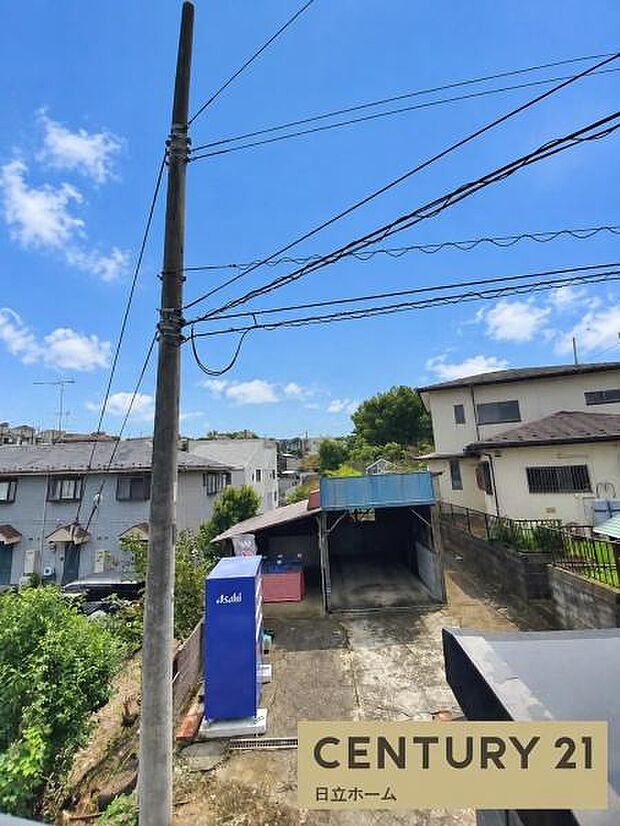 《眺望》 ■目の前には気持ちの良い青空が広がります。開放的で開けた空間が望めます。