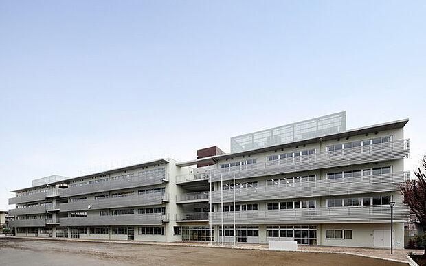 川崎市立上作延小学校まで823m