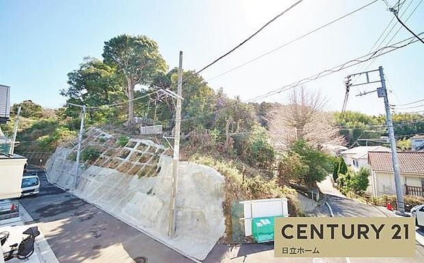 《眺望》　■「空」×「光」×「風」。開放感を具現化したような現地は、まさに「永住の地」としての選択肢です。