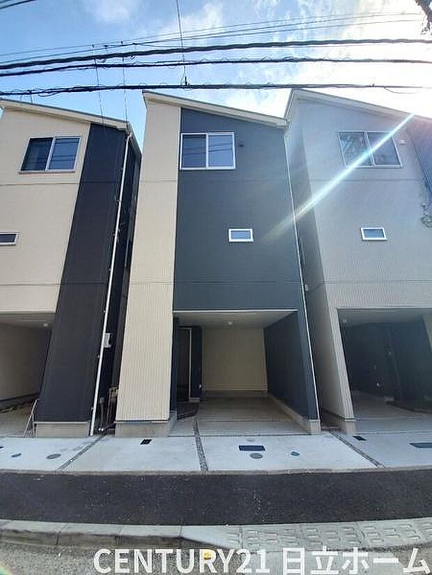 《現地》　■心地よいライフスタイルが実現できるそんな予感。