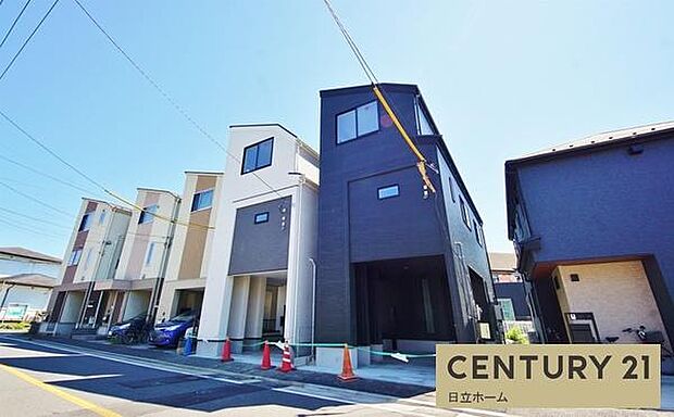 《前面道路》 ■落ち着いた住環境です。