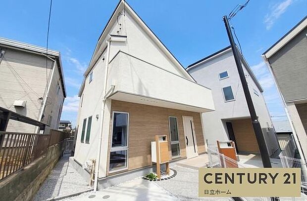 《外観》　■家族みんなが落ち着ける場所。明るい空間で心も暖か、朝から爽やかな気分。寝る時も包みこまれるようにふんわりと。家にいることが心と体に優しい暖かな暮らし。