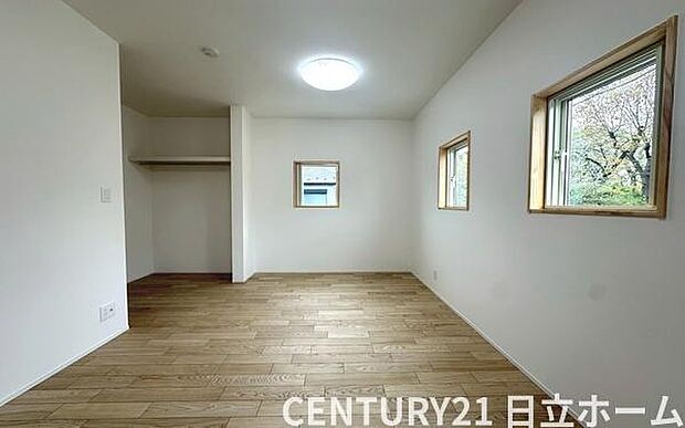 《洋室》　■型にはまらない多才なプライベートルーム。くつろぎの場としてだけでなく、趣味や仕事のパーソナルスペースとしても活躍するゆったりした洋室。落ち着きがあり個の時間をたっぷり楽しめる快適空間です。