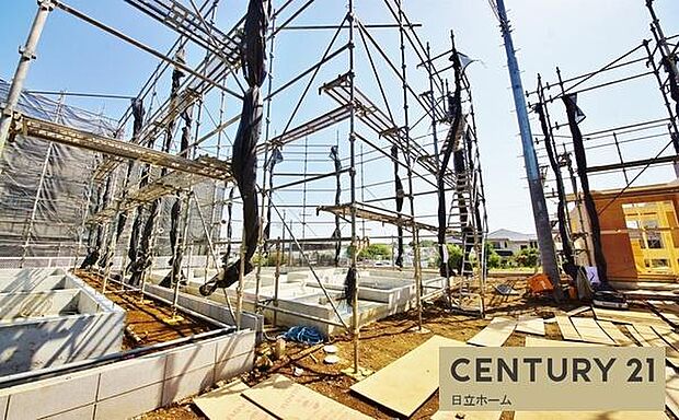 《前面道路》 ■「空」×「光」×「風」。開放感を具現化したような現地は、まさに「永住の地」としての選択肢です。