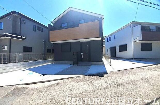 《前面道路》 ■落ち着いた住環境です。