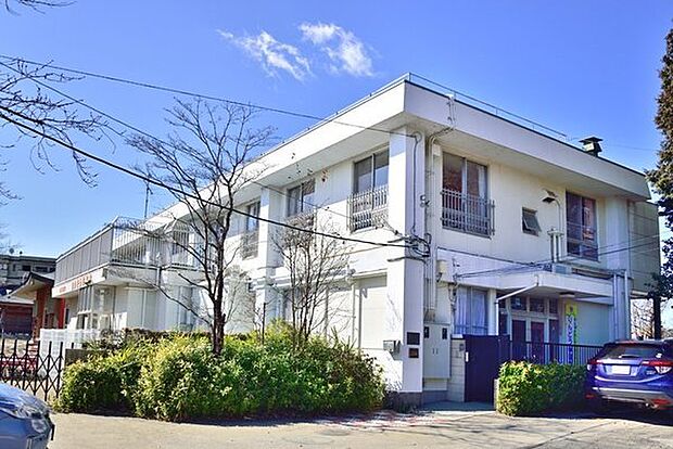 りんどう保育園まで494m、季節毎に色々な行事をとりいれ楽しく充実した保育を行っています。4才児、5才児は剣道、5才児は茶道を保育に取入れています。