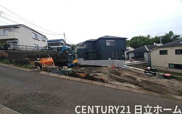 《前面道路》 ■落ち着いた住環境です。