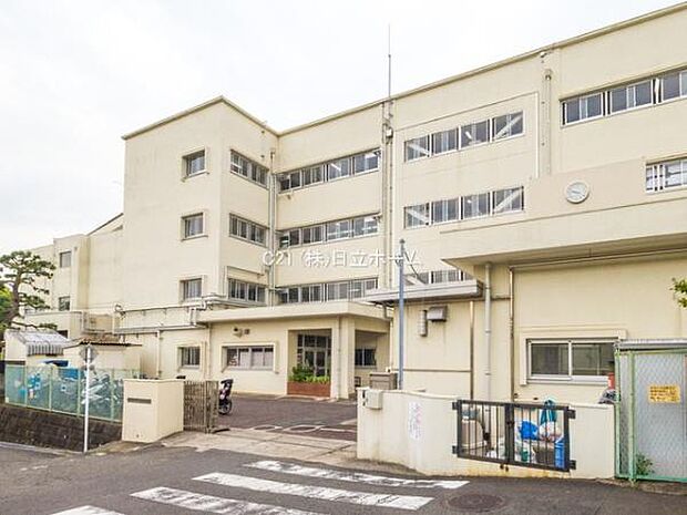 横浜市立日野小学校まで880m