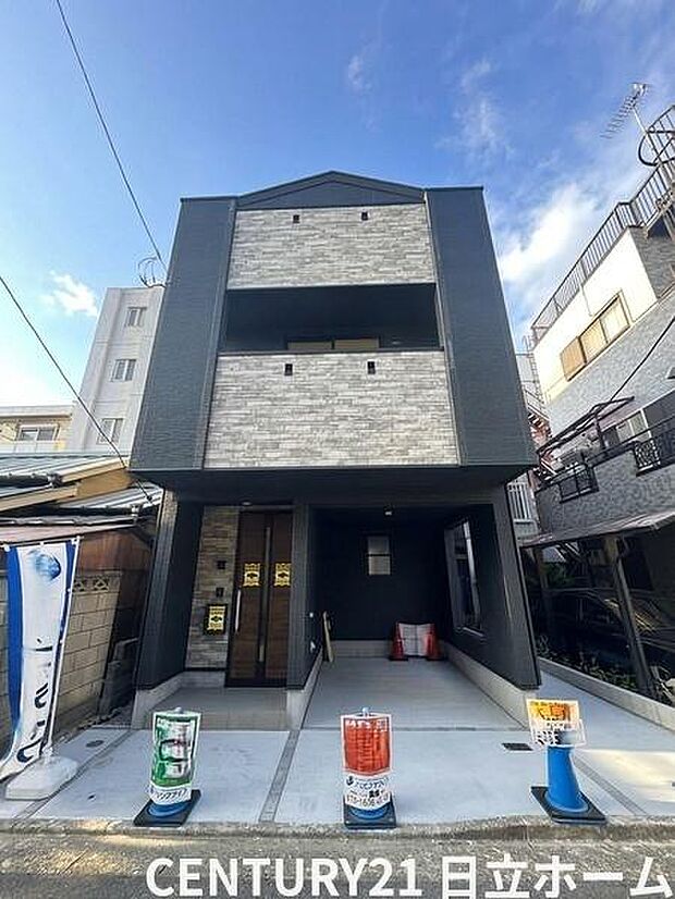《現地》　安心して暮らせそうな住環境です。