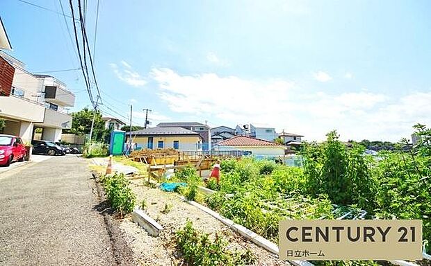 《現地》　安心して暮らせそうな住環境です。