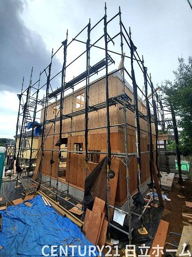 《現地》 青い空と白い雲、気分が晴れる場所がここにあります。