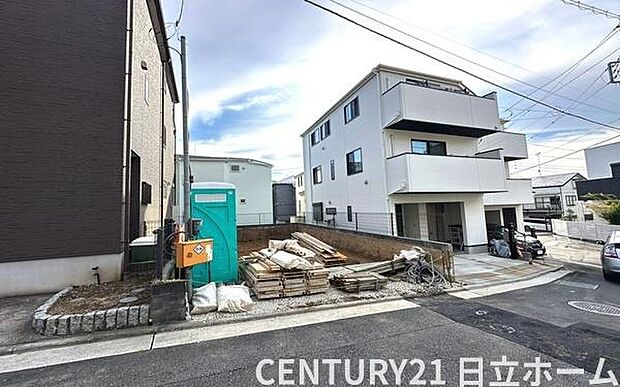 《現地》　■暮らしやすい立地です