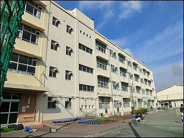 横浜市立矢部小学校まで418m