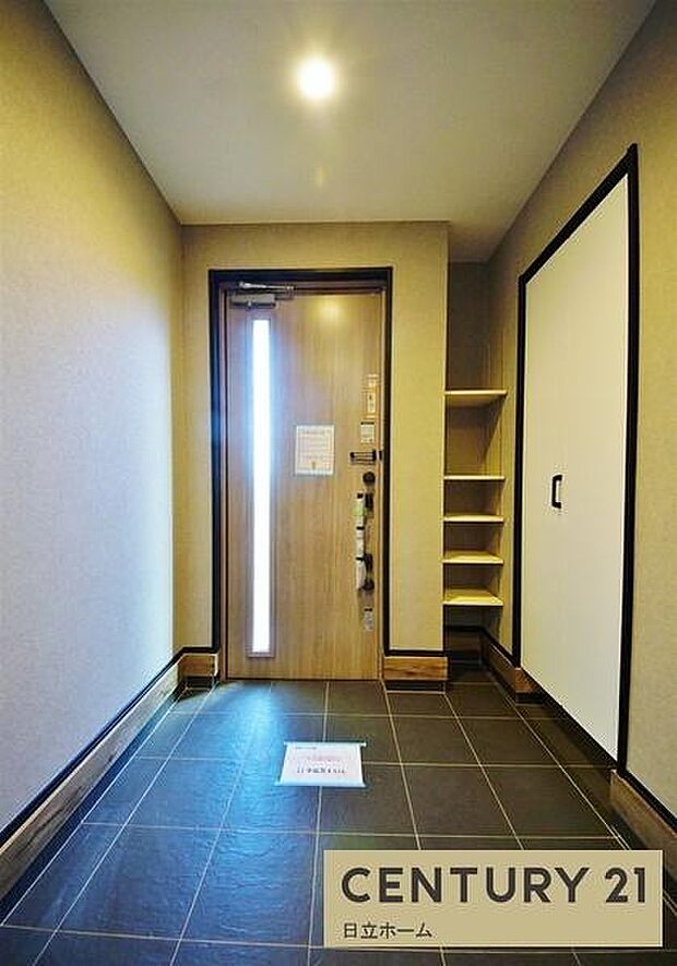 《玄関》 我が家の顔である玄関。帰るのが楽しみになりますね。