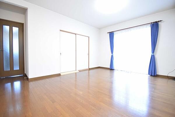 detached 茨城県牛久市さくら台１丁目
地図を見る