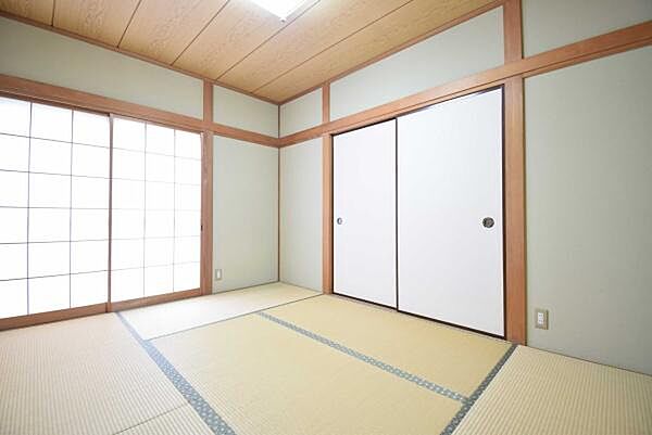 detached 茨城県牛久市さくら台１丁目
地図を見る