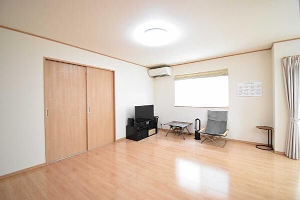 detached 茨城県牛久市刈谷町２丁目
地図を見る