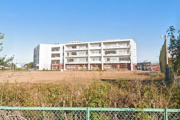 detached 茨城県常総市内守谷町きぬの里３丁目
地図を見る