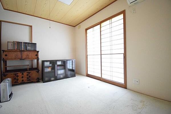 detached 茨城県常総市内守谷町きぬの里３丁目
地図を見る