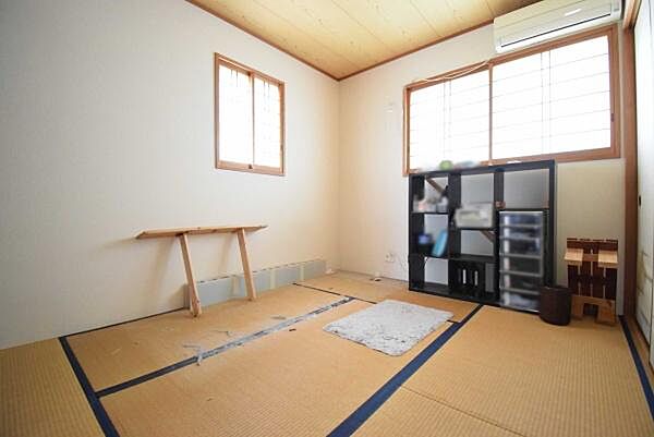 detached 茨城県常総市内守谷町きぬの里３丁目
地図を見る
