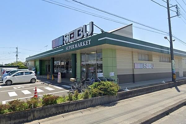 セイブ食彩館内原店まで400m、家族そろって週末のまとめ買いも便利です。