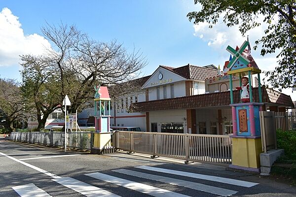 加曽利幼稚園まで700m