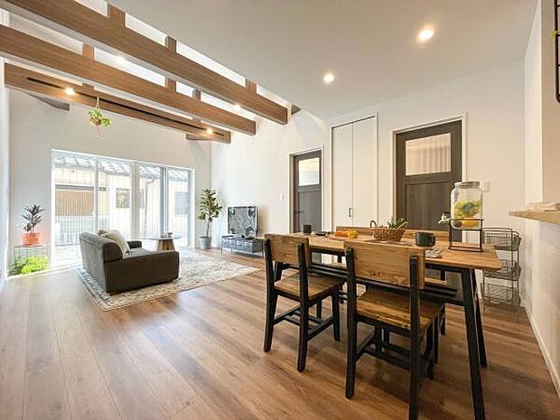 （当社施工例）リビング