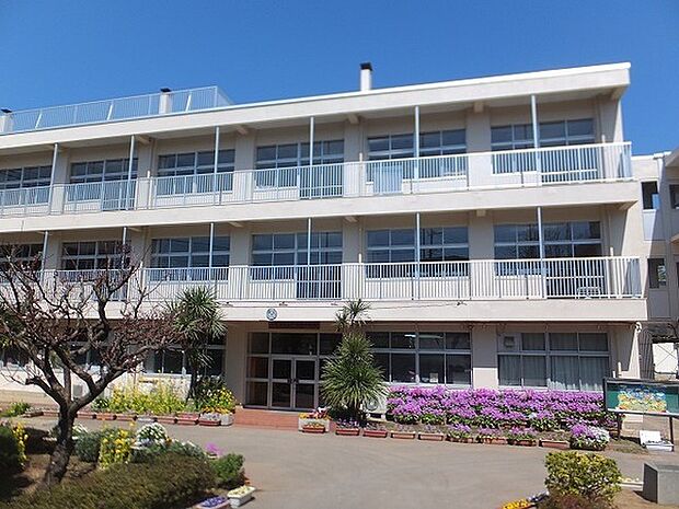 千葉市立あやめ台小学校まで793m