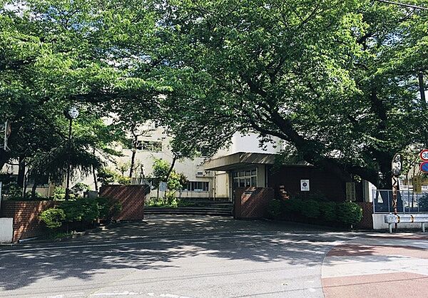 千葉市立緑町中学校まで852m