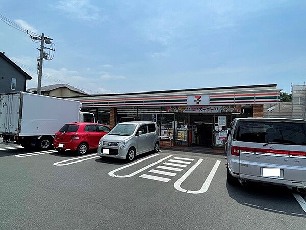 セブンイレブン千葉柏台店まで461m
